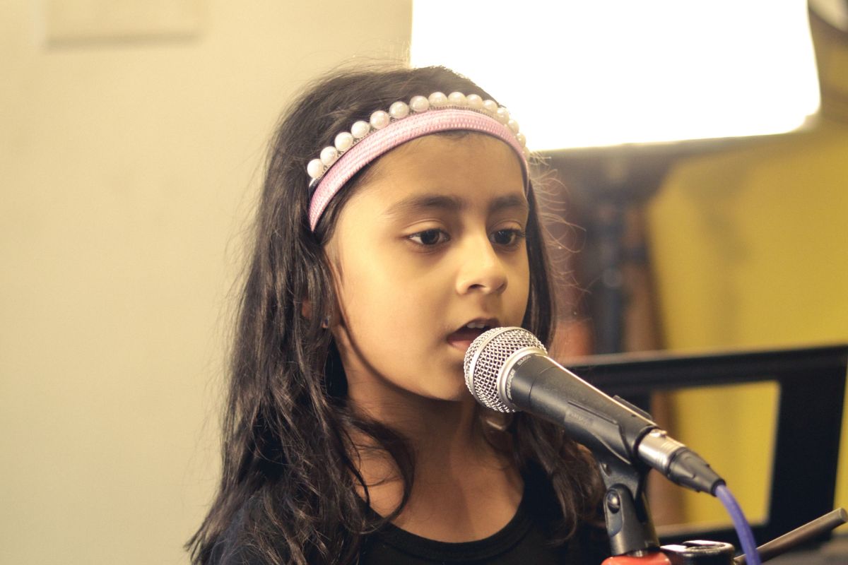 https://www.rainbowbridge.co/wp-content/uploads/2025/01/1200800-vocals-classes-bangalore-kids-rainbow-bridge-music-school.jpg